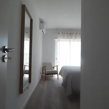 Casa Bella Arch, 2 Min Walk To Da Rocha 아파트