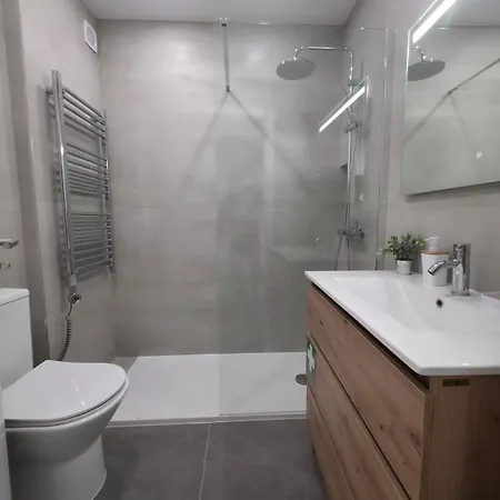 Casa Bella Arch, 2 Min Walk To Da Rocha 아파트
