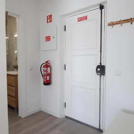Casa Bella Arch, 2 Min Walk To Da Rocha 아파트