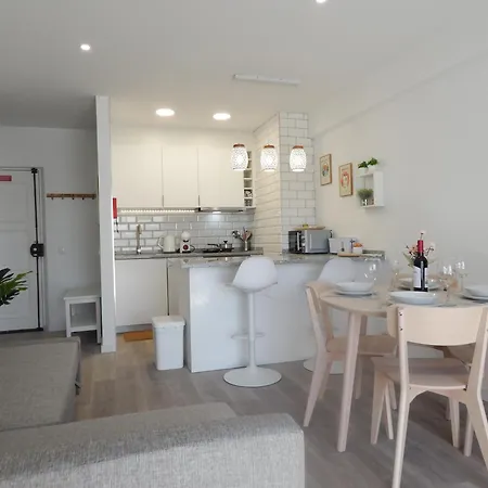 아파트 Casa Bella Arch, 2 Min Walk To Da Rocha 포티마오